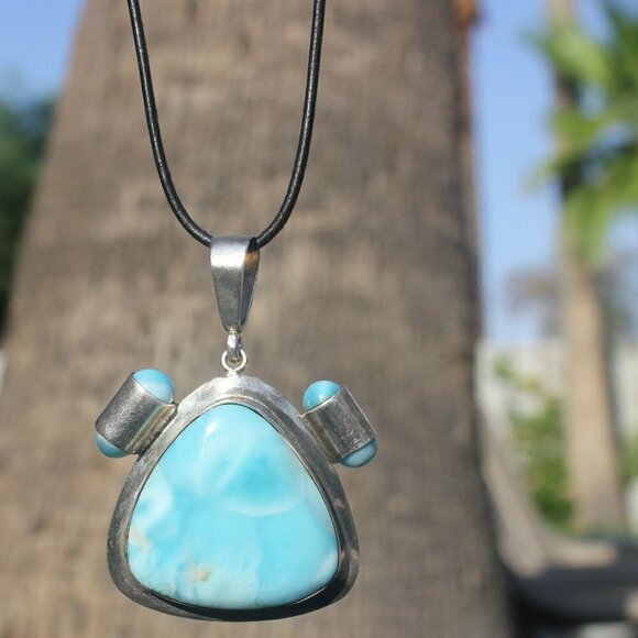 Rare High Quality Aqua Blue Larimar Stone Sterling Silver Pendant Cord Necklace - Picture 5 of 7